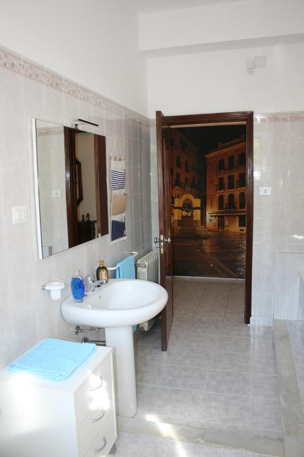Villa La Casa Dei Nonni Iglesias Exterior foto